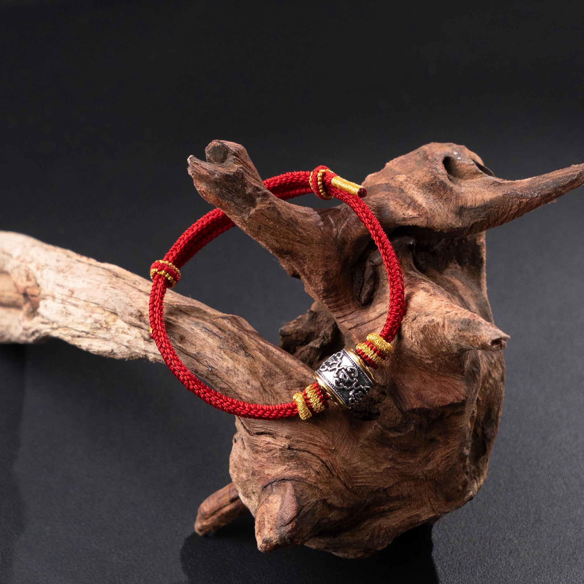 Handwoven Red String Bracelet with Six-Syllable Mantra Prayer Bead, Protection & Peace Amulet, Adjustable