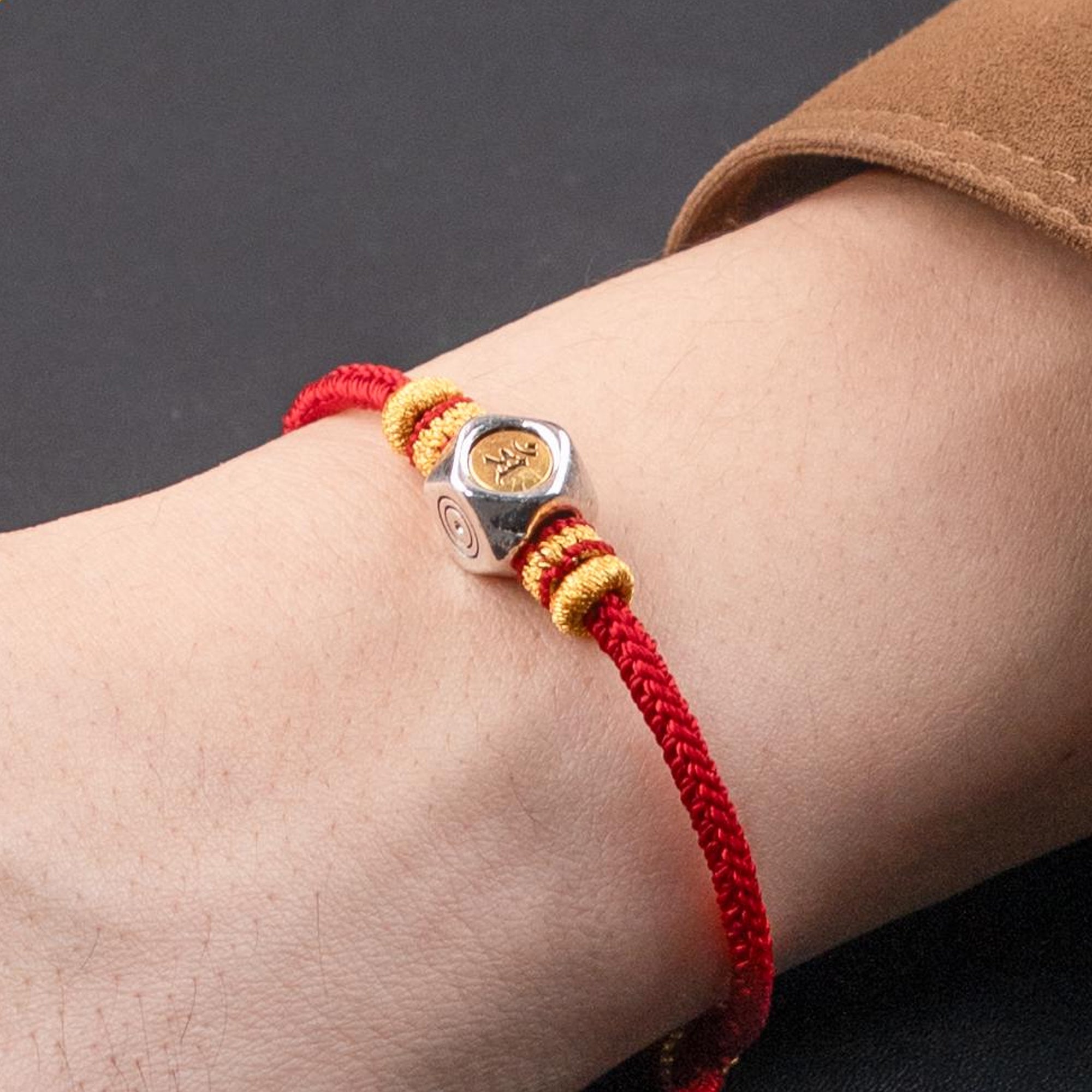 Handwoven Zodiac Guardian Bracelet, Manjushri Buddha Red String Amulet for Rabbit Year, Buddhist Protection Gift