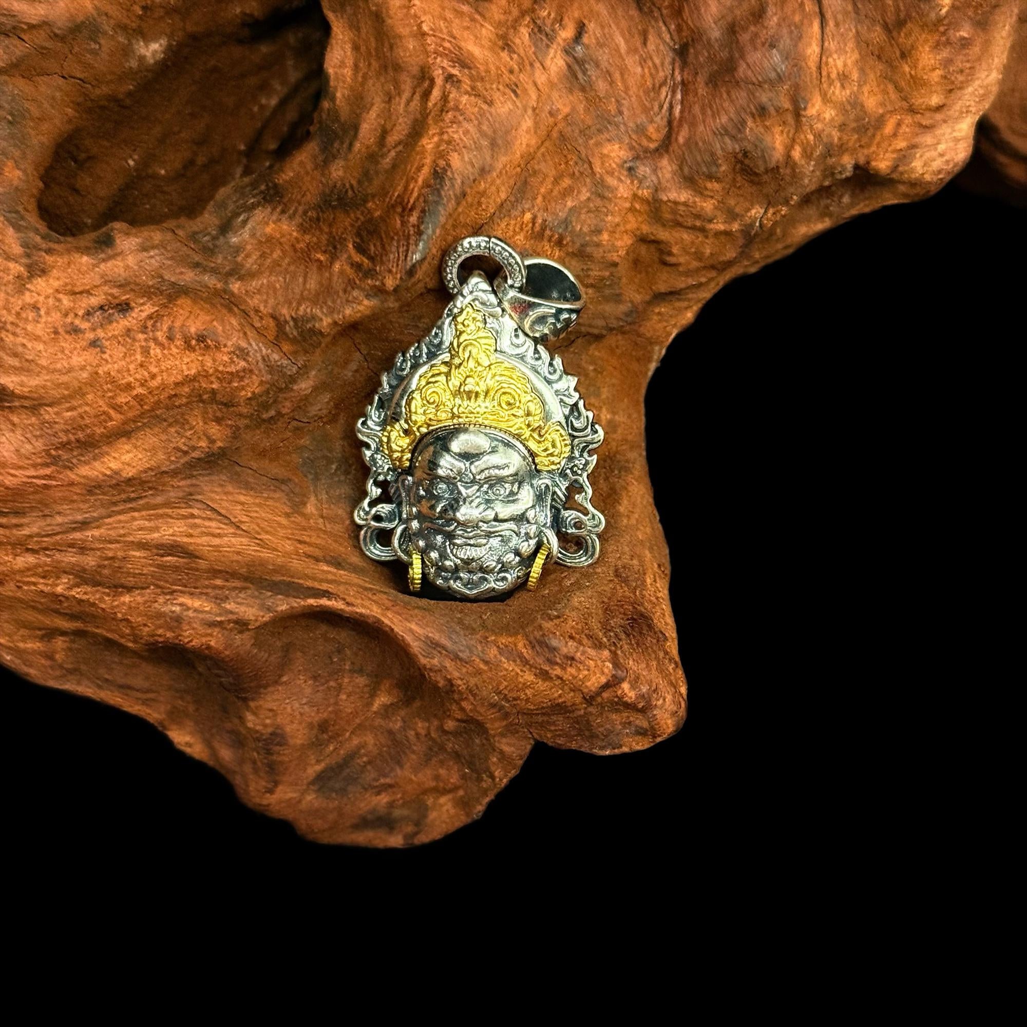 Handcrafted Adjustable Soaring Necklace with Tibetan Silver Yellow Wealth Deity Buddha Head Pendant – A Spiritual Gift of Tibetan Buddhism